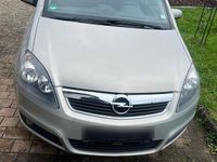 Gebraucht Opel Zafira 105 PS (77 kW) 2007 Gold Van / Kleinbus