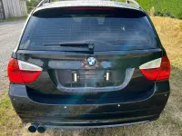 Gebraucht BMW 318 129 PS (94 kW) 2007 Schwarz Kombi