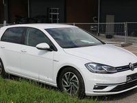 Gebraucht VW Golf Comfortline 131 PS (96 kW) 2018 Weiß Limousine