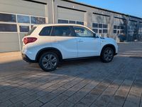 Gebraucht Suzuki Vitara Comfort 111 PS (81 kW) 2019 Weiß SUV