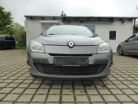 Gebraucht Renault Mégane Dynamique 110 PS (80 kW) 2012 Grau Limousine