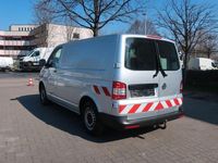 Gebraucht VW T5 140 PS (102 kW) 2014 Silber Van