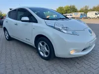 Gebraucht Nissan Leaf Acenta 80 kW (109 PS) 2016 Weiß Kleinwagen
