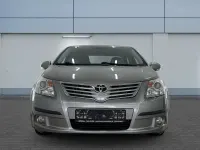 Gebraucht Toyota Avensis Sol 147 PS (108 kW) 2011 Silber Limousine