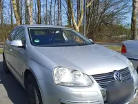 Używany VW Jetta 105 KM (77 kW) 2007 Szary Sedan/Limuzyna