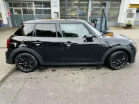 Gebraucht Mini Cooper Classic 136 PS (100 kW) 2021 Schwarz Kleinwagen