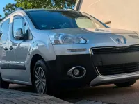 Gebraucht Peugeot TePee Active 92 PS (67 kW) 2013 Silber Limousine