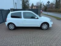 Occasion Renault Clio II Campus 75 ch (55 kW) 2009 Blanc Citadine