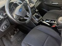 Second-hand Ford C-MAX 105 CP (77 kW) 2015 Roșu Monovolum