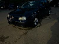 Second-hand VW Golf IV 75 CP (55 kW) 2000 Albastru Berlinǎ