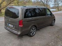 Gebraucht Mercedes V220 163 PS (119 kW) 2016 Braun Van / Kleinbus