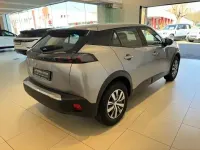Second-hand Peugeot e-2008 Active 100 kW (136 CP) 2022 Gri SUV