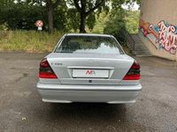 Gebraucht Mercedes C180 122 PS (89 kW) 1999 Silber Limousine