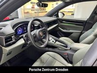 Neu Porsche Macan 264 kW (360 PS) 2026 Tiefschwarzmetallic SUV