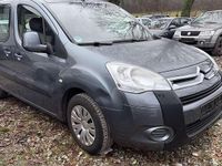 Gebraucht Citroën Berlingo 90 PS (66 kW) 2010 Lackierung eisengrau/metallic Van / Kleinbus
