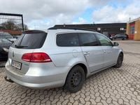 Gebraucht VW Passat 105 PS (77 kW) 2014 Silber Limousine