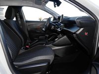 Gebraucht Peugeot 208 Active 101 PS (74 kW) 2023 Weiß Kleinwagen