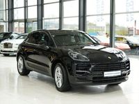 Gebraucht Porsche Macan 245 PS (180 kW) 2019 Tiefschwarzmetallic SUV