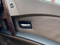 Gebraucht BMW 530 218 PS (160 kW) 2004 Schwarz Kombi