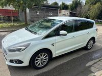 Gebraucht Ford S-MAX Titanium 179 PS (131 kW) 2016 Weiß Van / Kleinbus
