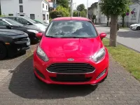 Gebraucht Ford Fiesta Trend 65 PS (47 kW) 2014 Rot Kleinwagen
