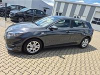 Gebraucht Kia Ceed Vision 160 PS (117 kW) 2023 Pentametal met Kleinwagen