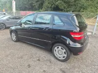 Gebraucht Mercedes B180 109 PS (80 kW) 2010 Schwarz Van / Kleinbus