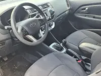 Gebraucht Kia Rio Edition 7 109 PS (80 kW) 2015 Rot Kleinwagen