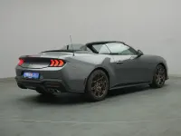 Neu Ford Mustang GT 446 PS (328 kW) 2026 Grau Cabrio