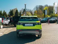 Neu Jeep Compass 145 PS (106 kW) 2026 Grün SUV
