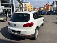 Gebraucht VW Tiguan Sportline 125 PS (91 kW) 2015 Weiß SUV