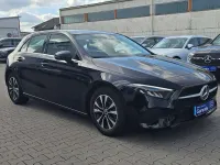 Gebraucht Mercedes A180 116 PS (85 kW) 2025 Nachtschwarz  unilack Kleinwagen