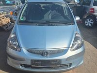 Gebraucht Honda Jazz 77 PS (56 kW) 2006 Blau Kleinwagen