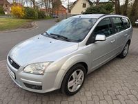 Second-hand Ford Focus Style 109 CP (80 kW) 2007 Argintiu Berlinǎ