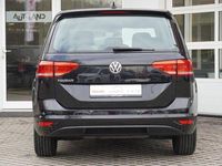 Gebraucht VW Touran 150 PS (110 kW) 2020 Mythosschwarz metallic Van / Kleinbus