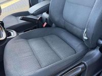 Gebraucht VW Jetta Comfortline 122 PS (89 kW) 2012 Blau Limousine