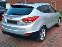Gebraucht Hyundai ix35 163 PS (119 kW) 2013 Silber SUV