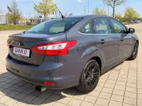 Second-hand Ford Focus Titanium 150 CP (110 kW) 2011 Maro Berlinǎ