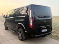 Gebraucht Ford Tourneo Titanium 170 PS (125 kW) 2016 Schwarz Van / Kleinbus