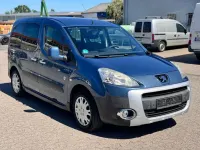 Gebraucht Peugeot Partner Tepee Outdoor 120 PS (88 kW) 2010 Blau Van / Kleinbus
