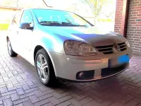 Gebraucht VW Golf V 80 PS (58 kW) 2007 Silber Limousine