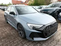 Neu Audi RS3 400 PS (294 kW) 2026 Kemoragrau metallic Limousine
