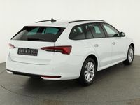 Neu Skoda Octavia Selection 150 PS (110 kW) 2025 Moon white perleffekt Kombi