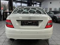 Gebraucht Mercedes C180 Classic 156 PS (114 kW) 2011 Weiß Limousine
