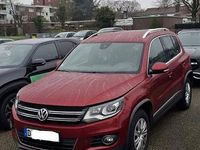 Gebraucht VW Tiguan LOUNGE 150 PS (110 kW) 2016 Rot SUV