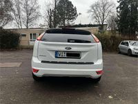 Gebraucht Ford Focus Viva 101 PS (74 kW) 2011 Limousine