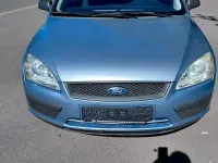 Second-hand Ford Focus 115 CP (84 kW) 2005 Albastru Hatchback
