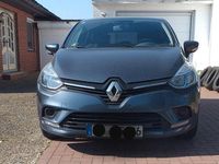 Gebraucht Renault Clio IV Intens 90 PS (66 kW) 2018 Grau Limousine