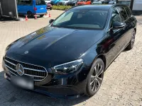 Gebraucht Mercedes E300 Avantgarde 320 PS (235 kW) 2021 Schwarz Kombi