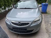 Gebraucht Opel Astra Selection 101 PS (74 kW) 2012 Silber Limousine